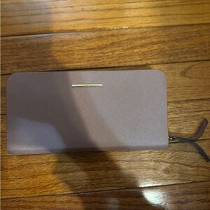Mauve Wallet